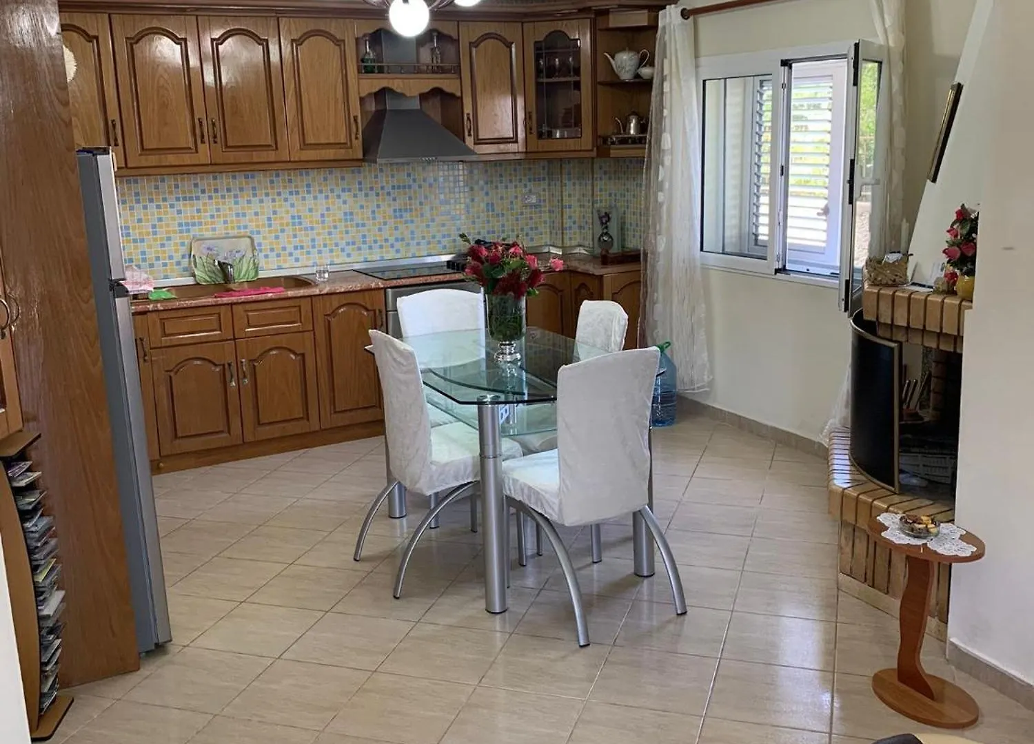 A 3-Floor Building With 4 Bedroom Near Beach Фиери